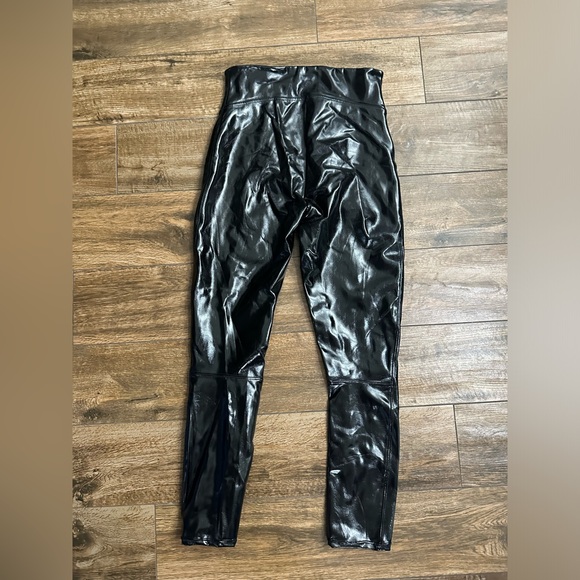 Spanx Faux Patent Leather Leggings Small Petite, Small Shiny Patent Leggings - Picture 4 of 12